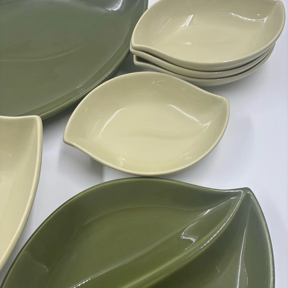 NWOT Crate & Barrel 7-Pc Ceramic Leaf Serving Set - Olive Green